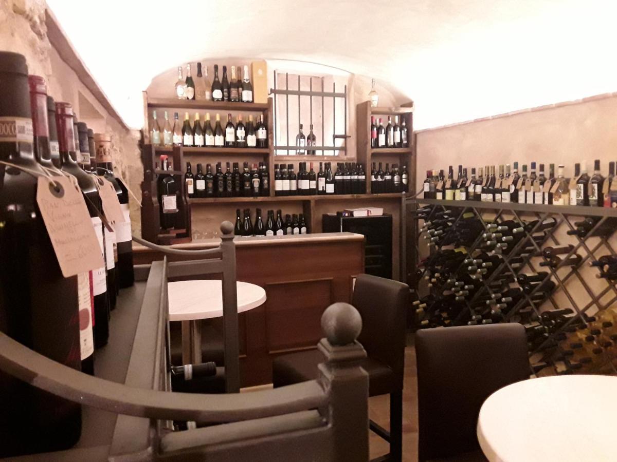 Affittacamere La Piazzetta Anagni Bagian luar foto