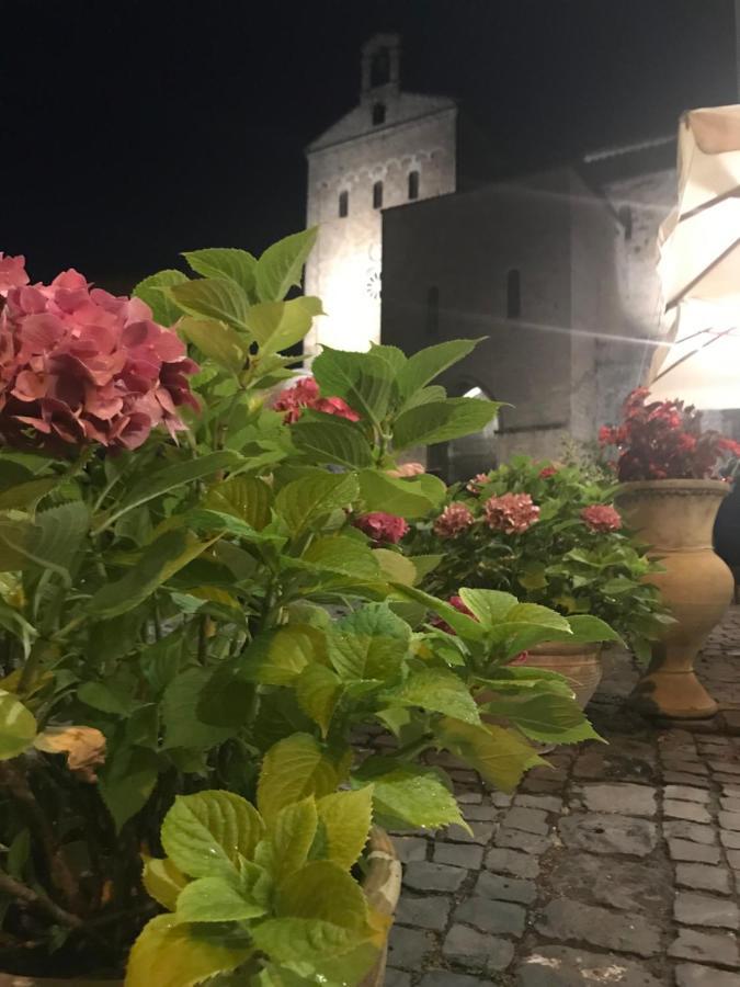 Affittacamere La Piazzetta Anagni Bagian luar foto