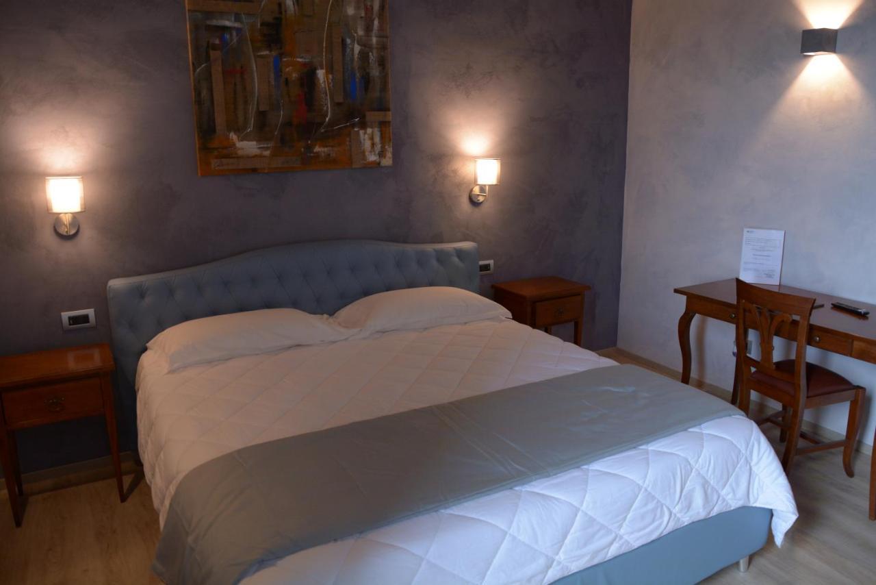 Affittacamere La Piazzetta Anagni Bagian luar foto